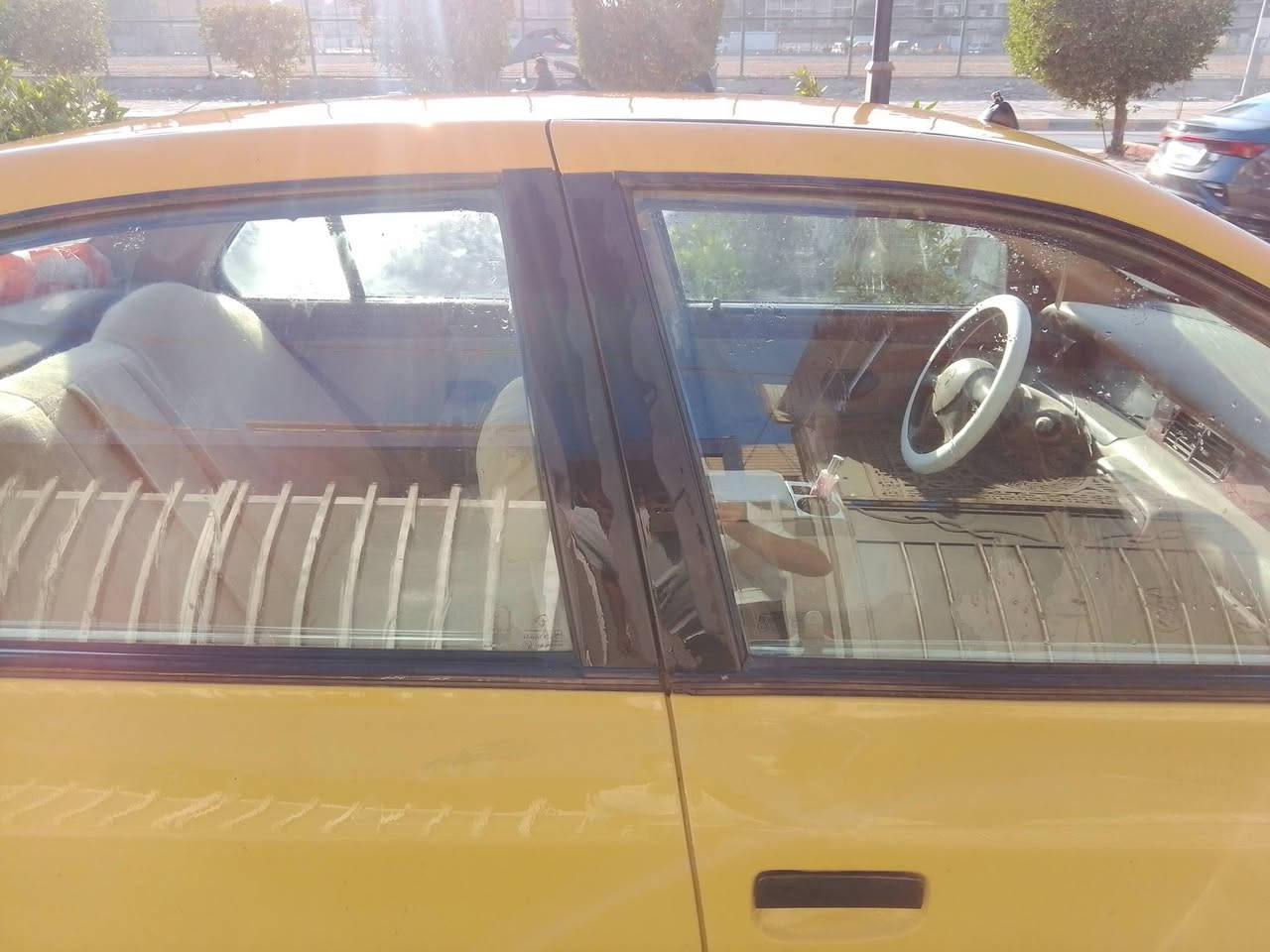 سمند 2011 رقم بابل سنويه 2029
رقم نكليزي مصفره هيئة وغرامات 
تبريد ثلج تايرات جدد أصلي كير محرك خير من الله 
مابيه حادث ولا صبغ ولا تبديل 
ماعدى الايت إلي كدام مكسور أثر طخه 
دوشمه جديده سعر 36 وبيه مجال 
***********
