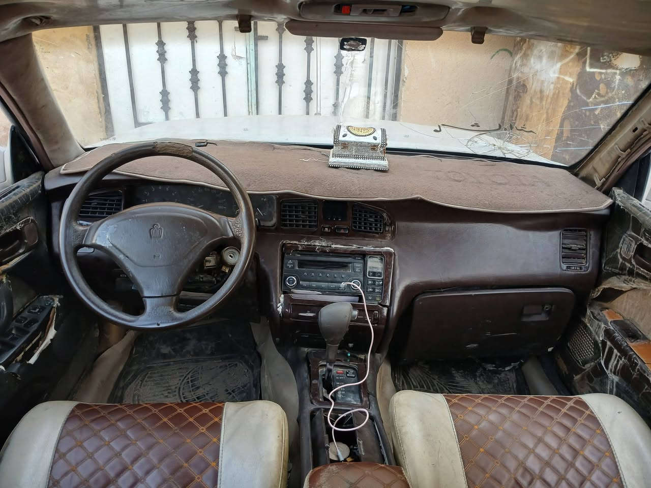 سلام عليكم
بطه متصل  للبيع او مراوس مديل 2000 رقم بصره سنويه منتهيه2019 راعيهه موجود بالبصره. حداديه جديده امامي وخلفي بريك جديد ديلكو جديد لايت جديد باتري جديد تخم تاير عوزهه بعد ترتيبات بسيطه السعر 37وبيه مجال بسيط...  واتساب***********
