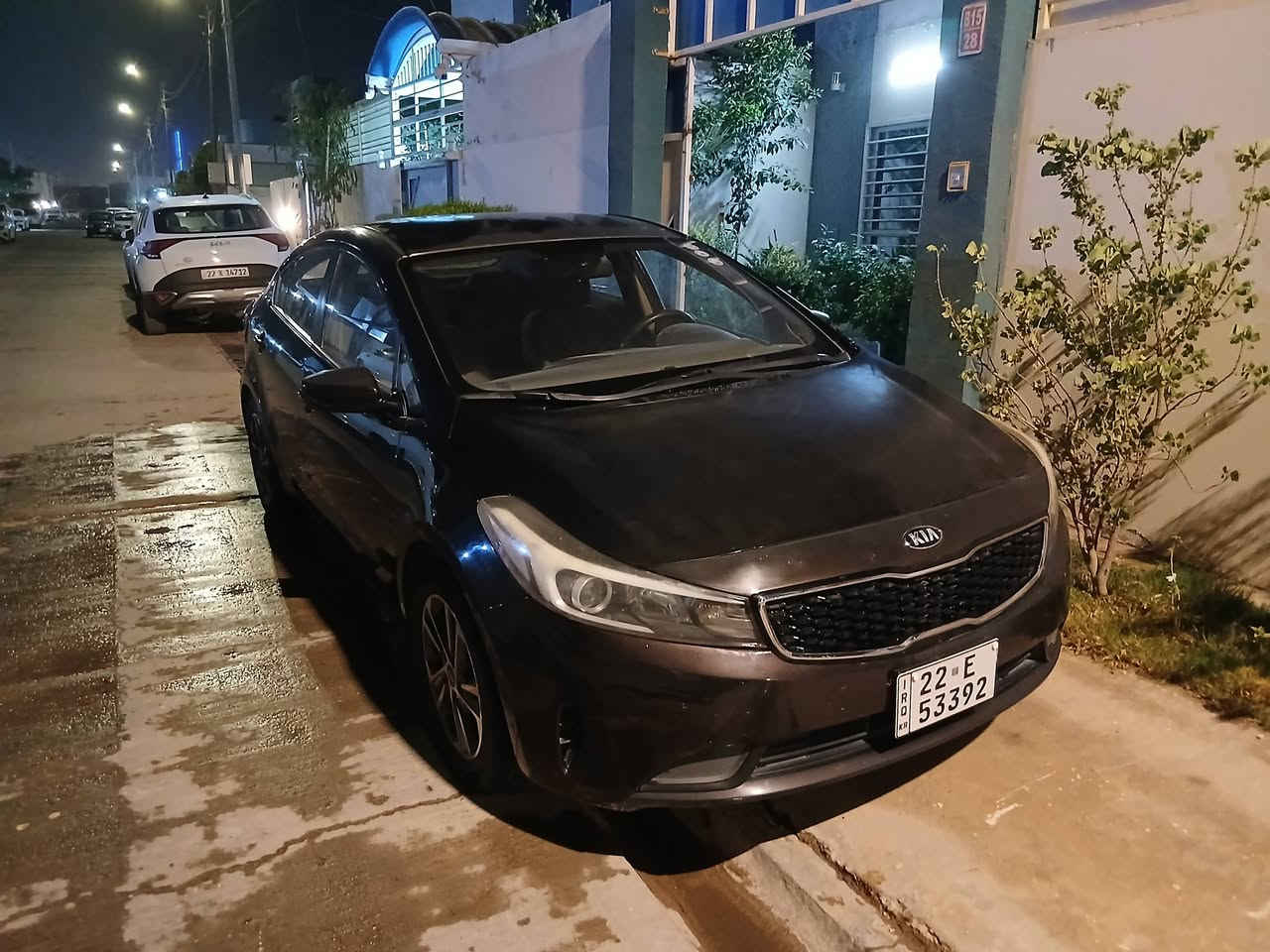 السلام عليكم سيراتو مديل ١٧ رقم اريبل دولي باسمي السعر ١٢٠ ترهم مراوس او بيع رقم الهاتف ***********
