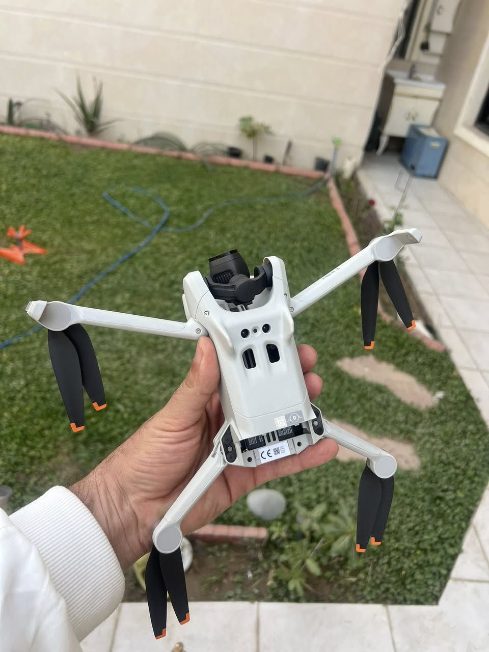 السلام عليكم توفرت وجبه جديدة باذن الله من ال mini 3 العادي
نضافه 99%
الدرون نضيف جدا سنگل ريموت عادي 
السعر 750 الف 
المكان بغداد الدوره للتواصل 
***********
