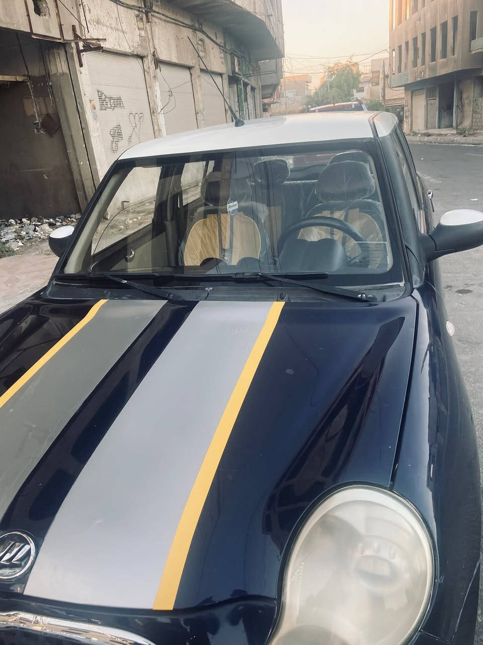 ياالله
ليفان 320
موديل 13
محرك وكير فول 
تبريد ثلج قبل يومين سويتله ادامة كاملة
حداديه امامي وخلفي جاهزة
حماوتها بعز صيف جوه النص شرط
مسويلها ادامة من دعامية لدعامية 
شاشة وسستم صوت 
غرفتها جدًا نظيفة 
ضررها بس قطعة وحدة جاملغ اليمين وبيها بارد كم اصبع 
سيارة نظيفة حيل وماشية بس 70 حقيقي
انطيك تراي بيها وين ماتريد  وشرط الفحص.. 
السعر 48 ورقة
***********
مكانها الموصل
