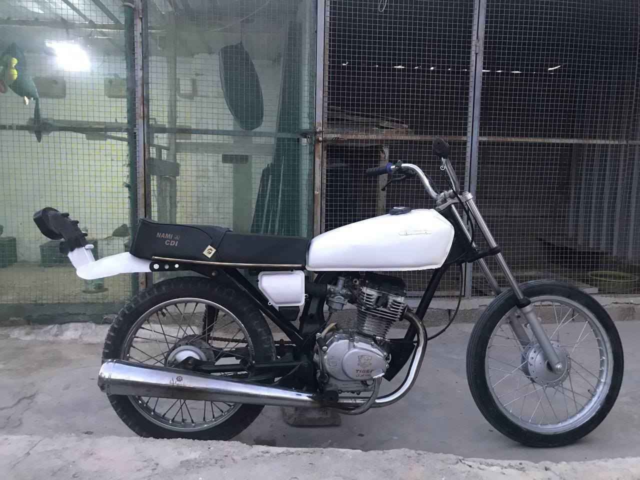 يالله دراجه للبيع ادوات اكفلهه عشاير دراجه حلوه سعرهه 250 بدون سيبايه مكانهه زبير  والشراي يتصل وبلخدمه هاذ رقمي ***********
