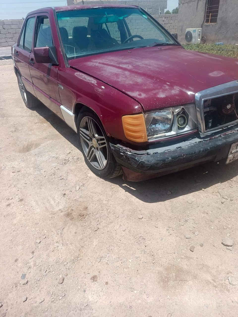 سلام عليكم سياره للبيع مارسدس شماليه بيه وكاله  مكينه وكير فيفيتي سعر 17وببه مجال العنوان بصره شعبيه استفسار ***********  انا مكلف بنشر
