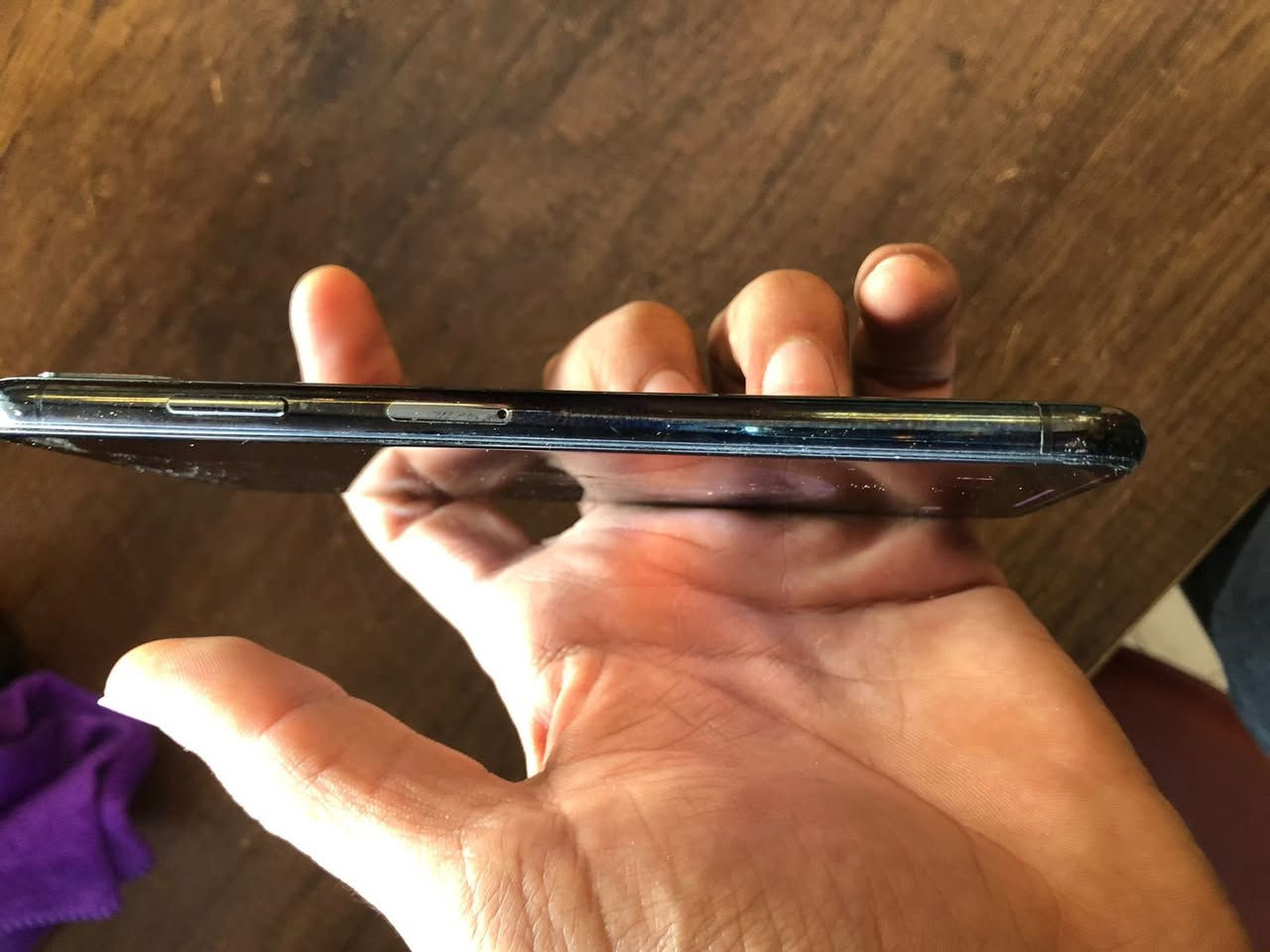 السلام عليكم ايفون اكس ماكس 256 كيكه بطاريه 79 جهاز مابي عيب فقط ضهر مكسور وجام مالت كامره مكسوره كلشي شغال فيس ايدي واكف بتحدث سعره 225 بي مجال شراي تعال خاص او يتصل 
***********
