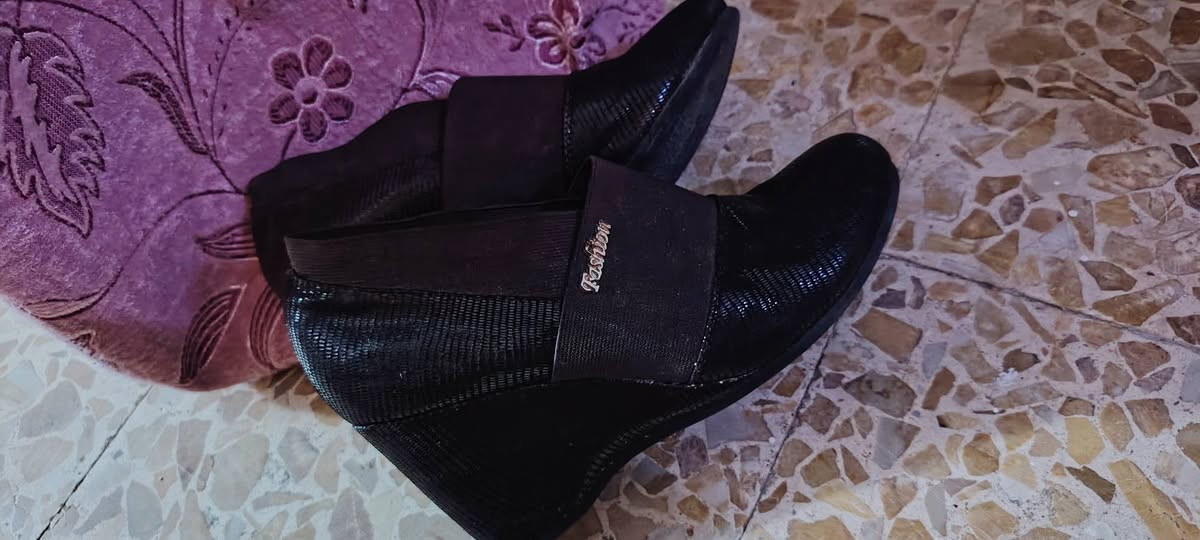 فساتين للبيع نسائي وبناتي واطفال
جنط واحذيه سعرالقطعه ب١٠وب٥


**إذا كنت صاحب هذا الإعلان وتريد حذفه لأي سبب، رجاءا أرسل رسالة إلى الدعم الفني**