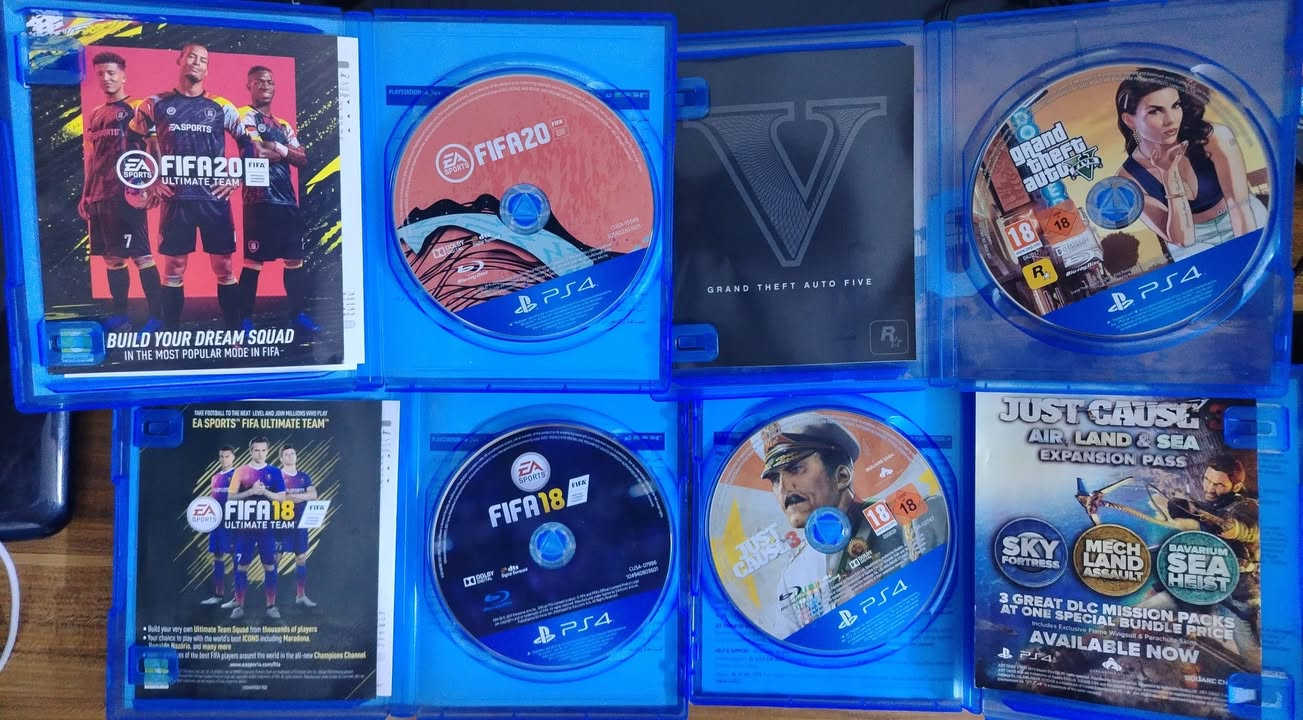 بلي فور فات للبيع ب250الف وبي مجال
بلي4 فات ويه جميع كيبلاته + HDMI نص تيرا

1يده تجاريه

5 اقراص ( فيفا 18 و 20 / gta v ) + just cause 3

الجهاز يحتاج تبديل عدسة (القرص مرات يحتاج تدخله أكثر من مرة يلا يقراه الجهاز أو يدخل بالكامل)، وتصليحها بسيط وغير مكلف.

السعر: 250وبي مجال

المكاني بغداد


**إذا كنت صاحب هذا الإعلان وتريد حذفه لأي سبب، رجاءا أرسل رسالة إلى الدعم الفني**
