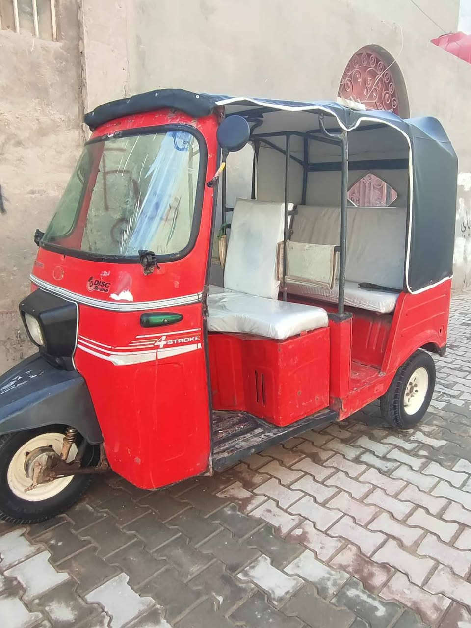 سلام عليكم تكتك هندي. البيع وراق اصولي دراجه خير من الله/مكان دوانيه قضاء عفك 3 مليون بيه مجال ***********/مستعجل عل بيع
