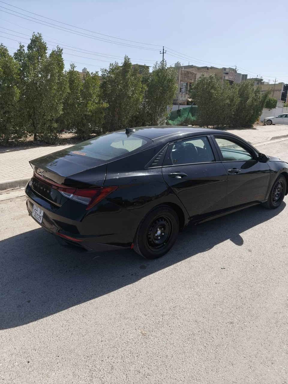 النترا 2023
مواصفات Se
السياره صبغ بدايه البنيد والجاملغ الخلفي صبغ 
وجاملغ امامي بارد
رادار امامي 
رادرات جانبيه 
توقف ذاتي
سياقه اليه 
كروز سرعه 
تحكم جهتين
شاشه كار بلي
السعر 139وبيها مجال بسيط 
مكاني البياع
رقمي ***********
