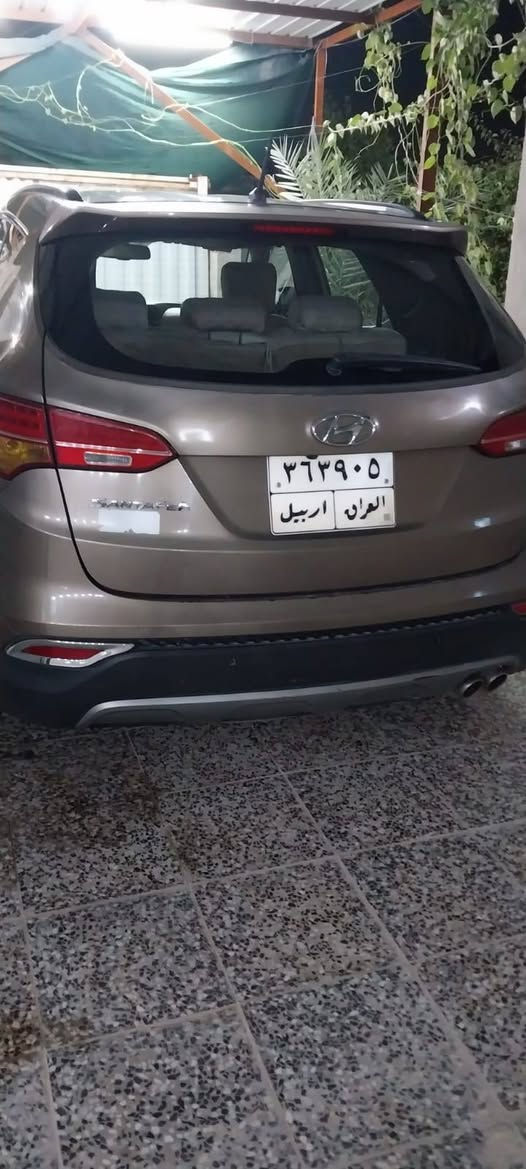 السلام عليكم اخوان اني مكلف بلنشر سنتافي 13خليجي مكينه 2400دوش رقم اربيل الماني السياره مكفوله بس بيها بارد بلجاملغ الخلفي شي قليل مكان السياره سويج 7راكب تبريد 3قطع رقم صاحبها *********** السعر 135$
