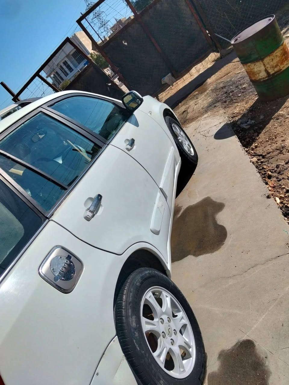 السلام عليكم تيكو 2012 شكل ال13
رقم بابل شرط التحويل
مكفوله من الضربه بيها تلكيط خياسات بالدوس عندي صورها قبل الصبغ مال الخياسات 
مكينه مكفوله وكير كهربائي مكفول حداديه جديده كهربائيات جدد تخم تاير جديد ،
تبريد تدفه وتبريد وتدفئه بالكشناات تحكم ستيرن  فتحه 
وباقي المواصفات معروفه سياره حلوه وجديده مال جناي مابيها كل نقص 
مكاني بابل الحلة 
سعر 58 وبيها مجال بسيط 
***********
