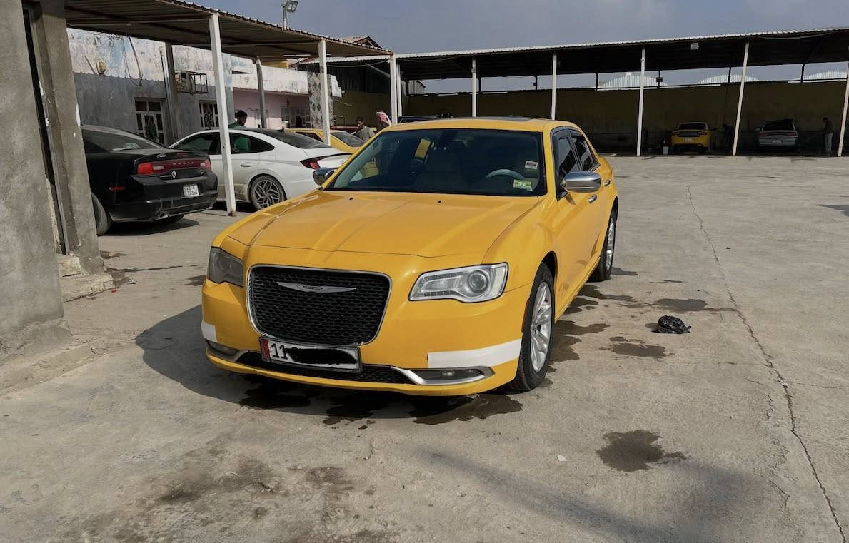 السلام عليكم اوباما 16 مرمز 22 رقم بغداد بسمي خط وبحث ( ناصريه - بغداد ) جديد  سنويه جديده جاهزه من كلشي جاهزه للاخير  من كلشي  ماشيه 200 ( مكفوله )  بدون حادث بدون ضرر بدون اي شي  صور امريكا بالمنشور منضومة غاز  غرفه عسلي بلاد  يعني مواصفات c معروفه الســـعر ( 215) وبي مجال فقط بيع بدون مراوس مكاني ناصريه مركز. الشراي يتصل *********** اخوان كلشي ذكرته.  وكدام عينك. تجي واشوف  و برسم الخدمه
