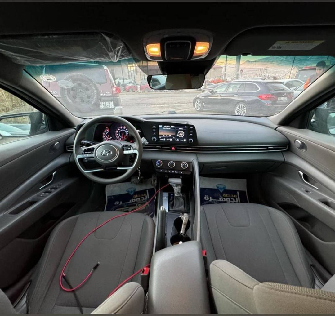 سلام عليكم
النترا 2021 رقم اربيل نص فول
وارد امريكي السيارة 
حادثها  بوند وجاملغ ضربه خفيفه الحادث ورقم الشاص بل منشور
ماشية ٦١ الف 
محرك ٢٠٠٠ دوش
السعر  ١٤٨ ورقة 
مكان السياره موصل 
***********
