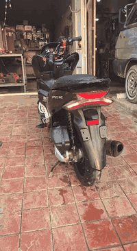 دراجه pcx مزوده رياضي
دراجه ياباني وارد ماليزي عنبارين بريك خلفي دسك
مزوده اصل تدفئه يدات 
يدات بريك رياضي 
صالنصه رياضي ستيرن رياضي كلجات رياضي سستم رياضي بيه قطع كاربون فايبر دراجه جديه 
وشلعه ومعدل خير من الله وصوته كلش حلو مرتب 
السعر 18 وبيه مجال شي بسيط 
الزعفرانيه 
***********
