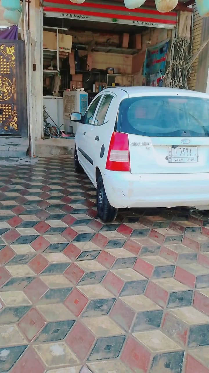 السلام عليكم كيا بيكانتو ٢٠٠٨ سياره حلوه ونضيفه محور مكينه كورلا بكاتشو سونار مرفق وي الصور تحول مباشر مكان السياره ناصريه مركز *********** السعر ٥٢
