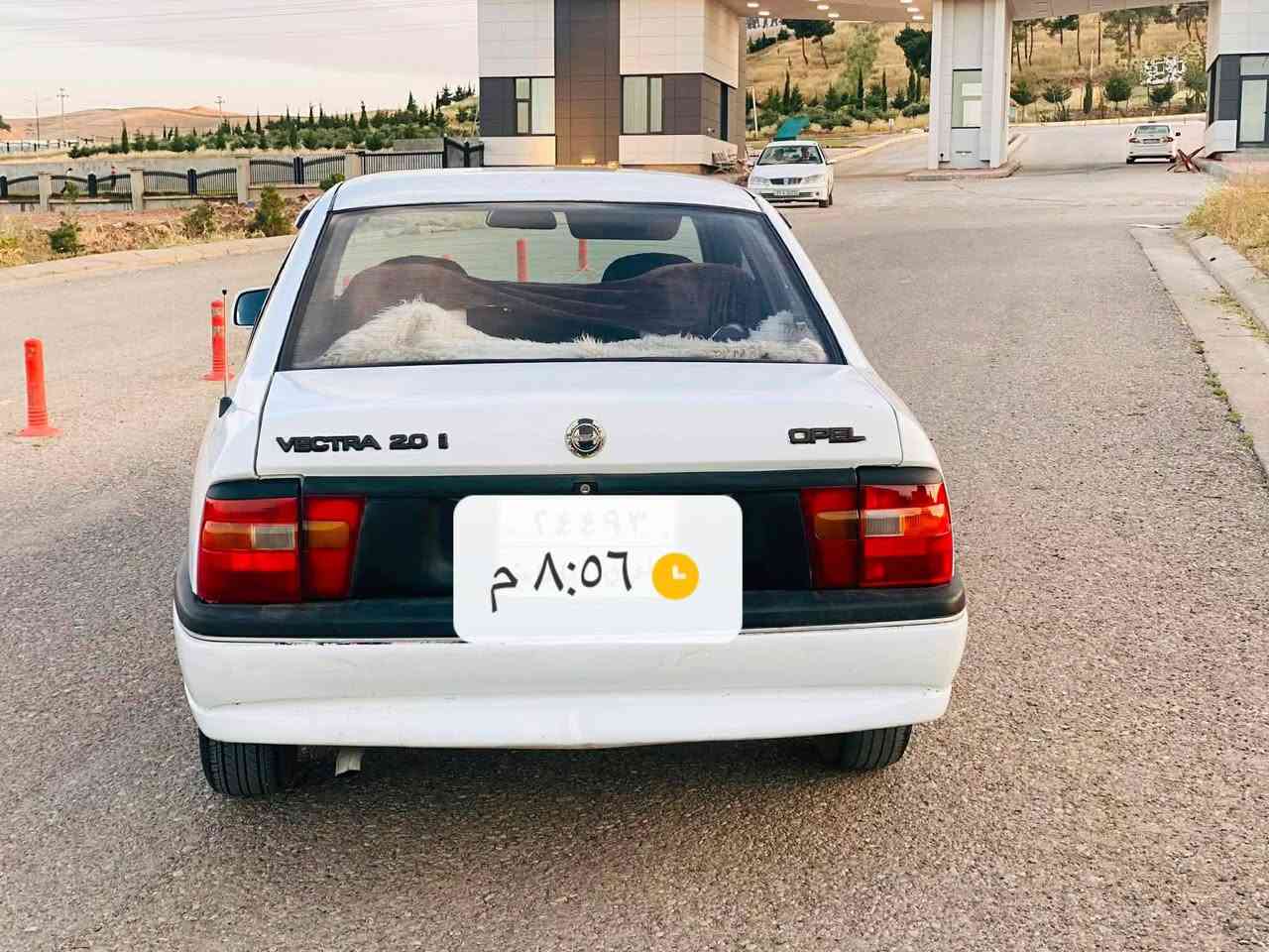 سەرەتا بەناوی خوای گەورە
ئۆپڵ ڤیکترا 
مۆدێل 1994  مەکینە 20 گێڕووتۆماتیک مەکینەی بێ عەیب  سنەوی تا 2028تازەیە
کارەبای کامل مەزبووتە چوار ویلوو تایەی لۆکی لەژێرایە دەعموو لێدراوی نییە تەقەو ڕەقیەی نییە  دەشپوولوو بەرە دەرگای لۆکە  زۆر جایزە بانزین کەمە خوات
سیارەکە نموونە لەجوانی
***********وتساب
0777653486
