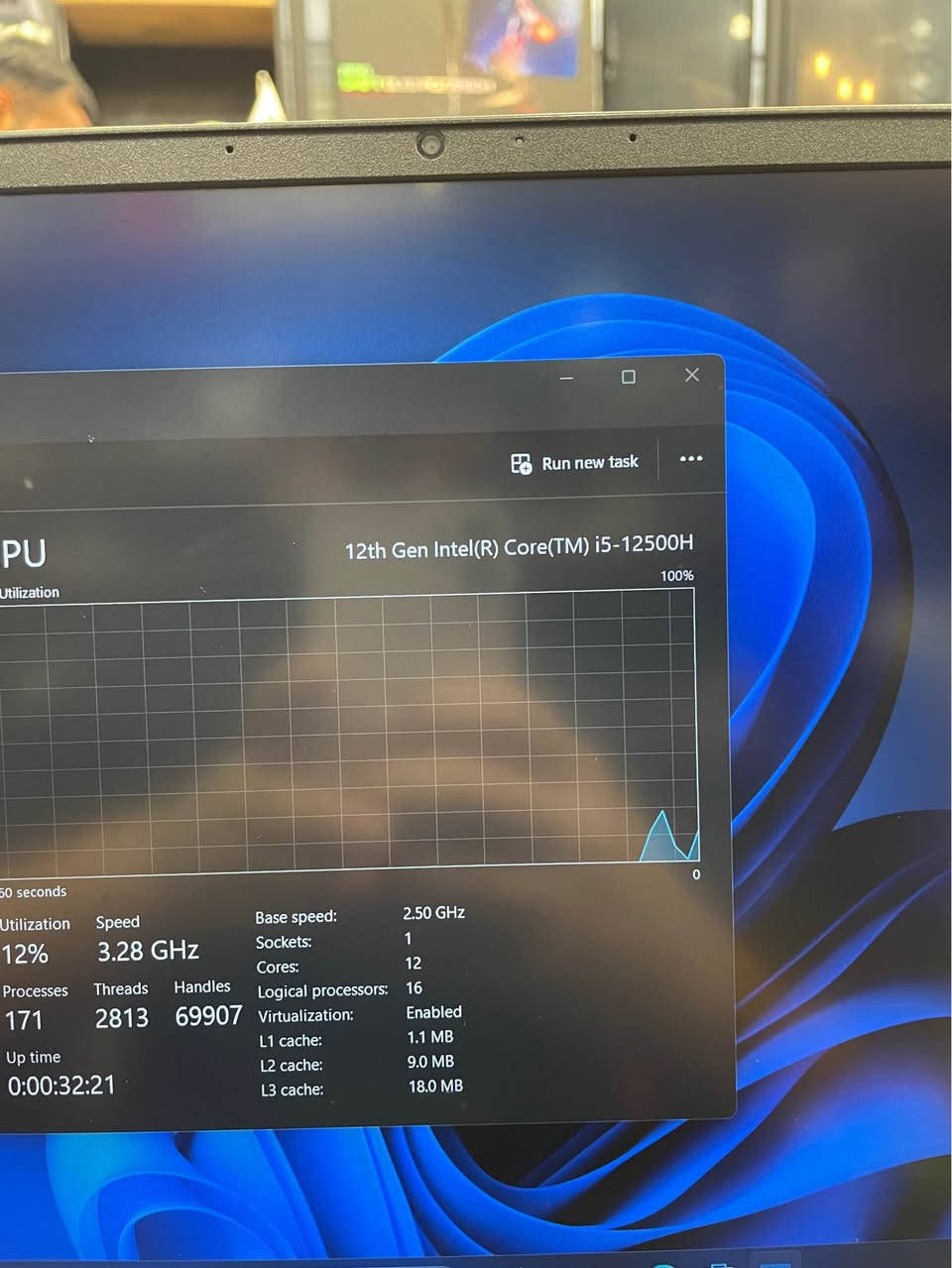 🔥 لابتوب Gaming قوي ونظيف جداً للبيع 🔥

💻 MODEL: HP VICTUS GAMING
⚡ CPU: Intel Core i5 الجيل 12
🎮 GPU: RTX 3050 4GB
🚀 RAM: 16GB DDR4
💾 SSD NVME: 512GB
🖥️ شاشة 15 إنج 144HZ Smooth جداً للألعاب

اللابتوب ممتاز للألعاب والشغل والدراسة ✨
يشغل ألعاب مثل:
🎯 Warzone
🎯 GTA V
🎯 Valorant
🎯 Fortnite
🎯 FC25
🎯 Rainbow Six Siege

🔥 أداء سريع جداً مع تبريد ممتاز
🔥 شاشة 144HZ تعطي سلاسة خرافية
🔥 البطارية جيدة والجهاز نظيف

🔥 لابتۆپی Gaming زۆر خۆش و بەهێز بۆ فرۆشتن 🔥

💻 MODEL: HP VICTUS GAMING
⚡ CPU: Intel Core i5 Gen 12
🎮 GPU: RTX 3050 4GB
🚀 RAM: 16GB DDR4
💾 SSD NVME: 512GB
🖥️ شاشەی 15 Inch 144HZ

لابتۆپەکە زۆر خاوێن و خێرا و گونجاوە بۆ:
🎯 Gaming
🎯 Design
🎯 Editing
🎯 خوێندن و کاری ڕۆژانە

ئەم یاریانە بەباشی دەکات:
🔥 Warzone
🔥 GTA V
🔥 Valorant
🔥 Fortnite
🔥 FC25
🔥 Rainbow Six Siege

✨ شاشەی 144HZ زۆر Smooth ـە
✨ Cooling باش و Performance بەهێز
✨ بۆ یاری و کارە قورسەکان زۆر گونجاوە

تەنها بۆ کەسی أربيل, العراق


**إذا كنت صاحب هذا الإعلان وتريد حذفه لأي سبب، رجاءا أرسل رسالة إلى الدعم الفني**
