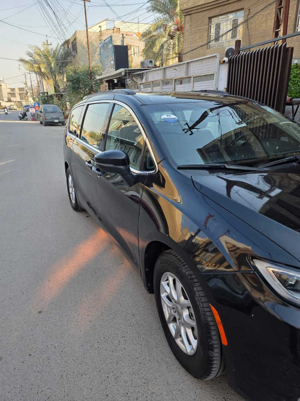 باسفيكا
مديل 2023 وارد امريكي 
ضربته بجم مثل مموضح صور الحادث فول تشغيل عن بعد الكير موس بوب كهربائي حساسات فول السياره جاهزه من كلشي 
رقم اربيل باسمي شرط التحويل  السعر ٢٢٠ او بيه مجال بسيط
مكاني بغداد الشالجيه 
***********
***********‬
