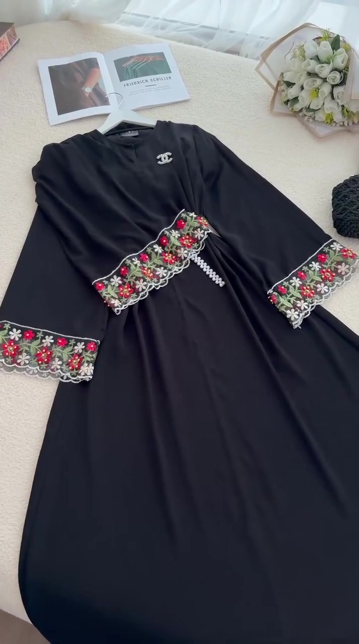 ✨ كل قطعة حكاية جديدة من الأناقة ✨
تصميماتنا لكِ: أناقة تتحدث بصوتك ✨

🍁 اختاري التفرد والجمال 🍁

🌼 مع أحدث تشكيلاتنا النسائية 🌼

🌟 وفي السماء رزقكم وما توعدون 

  عبايه + شال انترنيت كويتي  كولتي عالي    🌟

      

 القياسات: 38، 40، 42، 44، 46، 48✨

السعر:✨  28

 

 توصيل  4 آلاف دينار لجميع محافظات العراق

 💛✨


**إذا كنت صاحب هذا الإعلان وتريد حذفه لأي سبب، رجاءا أرسل رسالة إلى الدعم الفني**