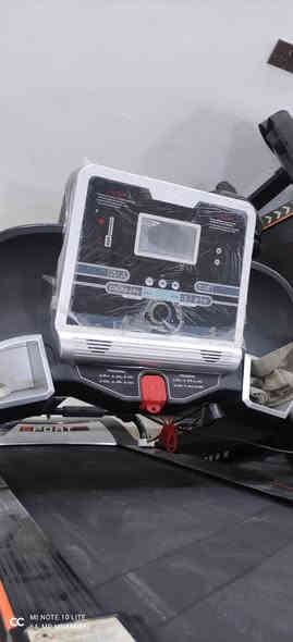 اجهزة جري جديده  مستخدمه باسعار مناسبه المكان كوت ***********
