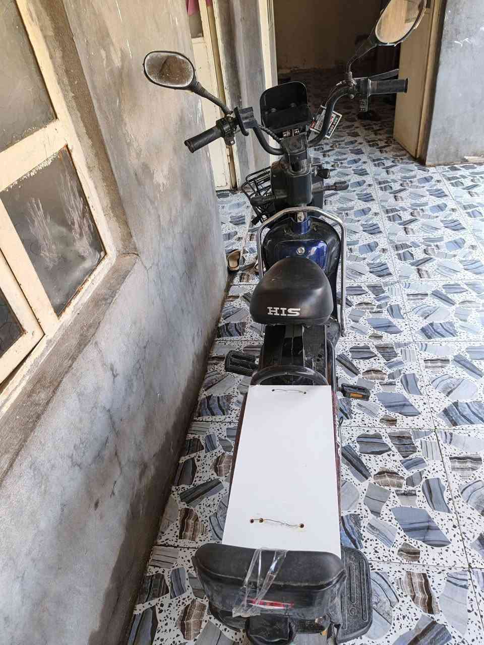 بايسكل شحن للبيع سعر 400 وبي مجال مكان الرمادي شارع 20***********
