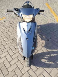 سراجه للبيع المكان حي العامل قرب مجمع الروان حي الحسين السعر 550 رقم 0...