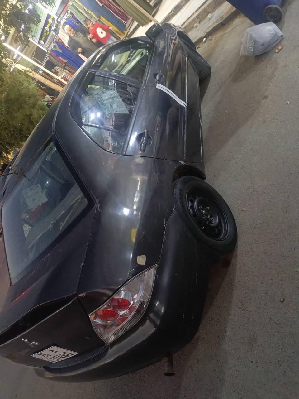 سلام عليكم لانسر للبيع موديل 2002 سنويه 2028 مكينه 2000 لا صرف ولا تبخير تخم تاير  جديد كهربائيات كلهة شغاله شاشه سياره خير من الله بسمي تحويل ثاني يوم السعر 55 وبيهة مجال مكاني ديالى شهربان رقم الهاتف ***********
