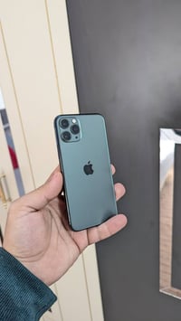 ايفون 11 برو • ٢٥٦ • زيتوني