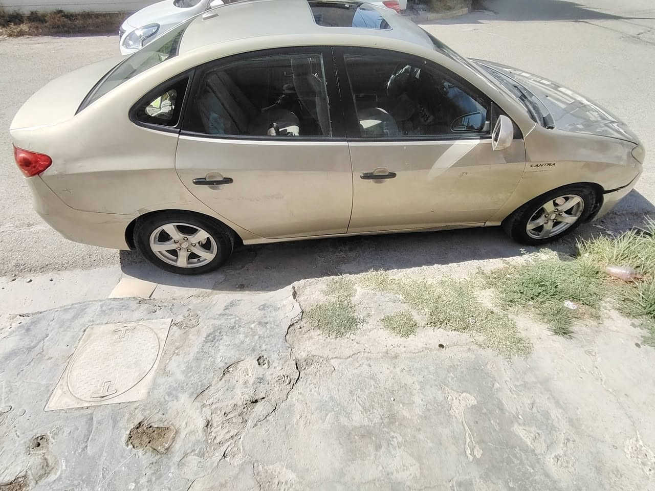 السلام عليكم النترا وارد امريكي 2008 بغداد محرك 2000 دوش بيهه قطع صبغ ابيع حزام محرك وكير وتبريد خير من الله نقص صدر فقط.. سنويه بأسمنه  السعر ٨٥ وبيهه مجال كلش بسيط. رقمي ***********
