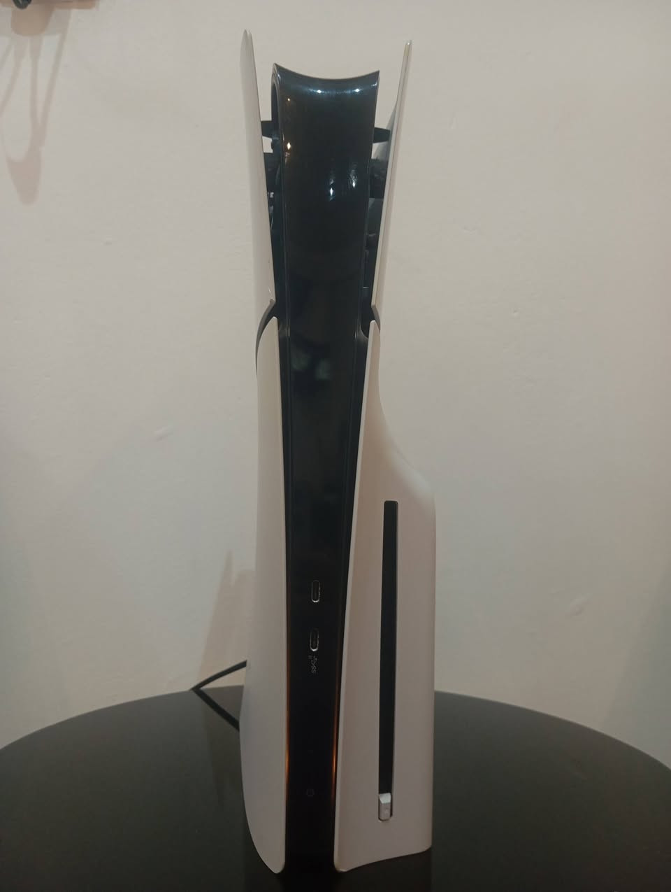 سلام عليكم ps5 سليم اوربي اصلي مُستعمل لفترة بسيطة، نظافة ممتازة و جويستك "يده" اصلية، ملحقات كاملة السعر 750، و السعر بهذا الشكل لأن الأسعار استفعت بصورة قوية جداً بالفترة الآخيرة الآسعار تتراوح مليون الى 900 و اساساً السعر جداً ممتاز و تحت السوگ، توصيل الى جميع المحافظات، ضمان فحص و استرجاع في حاول وجود اي اشكال، للتواصل خاص مازنجر أو على الرقم
***********
