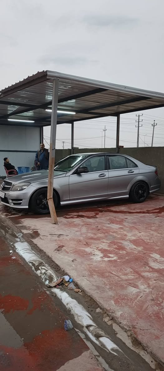 السلام عليكم 
مارسدس c300 للبيع او مراوس حسب القناعه
موديل 2008
محرك 6 سلندر حجم 3000 
السعر 130$
 وللعلم الصور قبل اسبوع والسوك كلشي بي حسب النظافة والسونار مرفق مع الصور 
 للأستفسار اكثر الاتصال او واتساب  ***********
