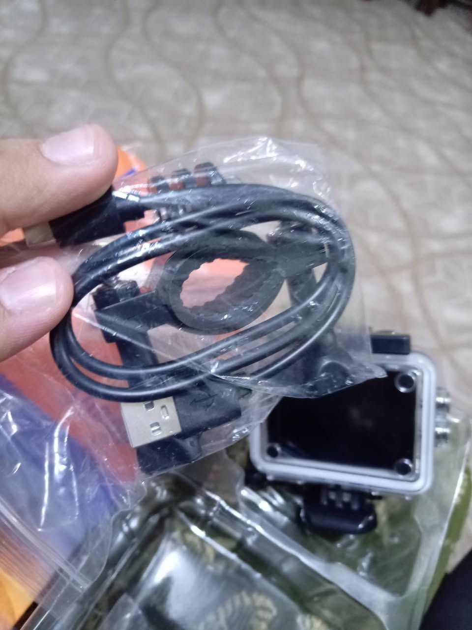 ترهم مرراوس بغرض دراجة أدرس شكل قديم 

كامرة دراجة كوبرو تصير بل أيد بل خوذة عل ستيرن عل كفر تنلزك بكل مكان وياهه ستاند أصلي تصويره واضح سعرها 25


**إذا كنت صاحب هذا الإعلان وتريد حذفه لأي سبب، رجاءا أرسل رسالة إلى الدعم الفني**