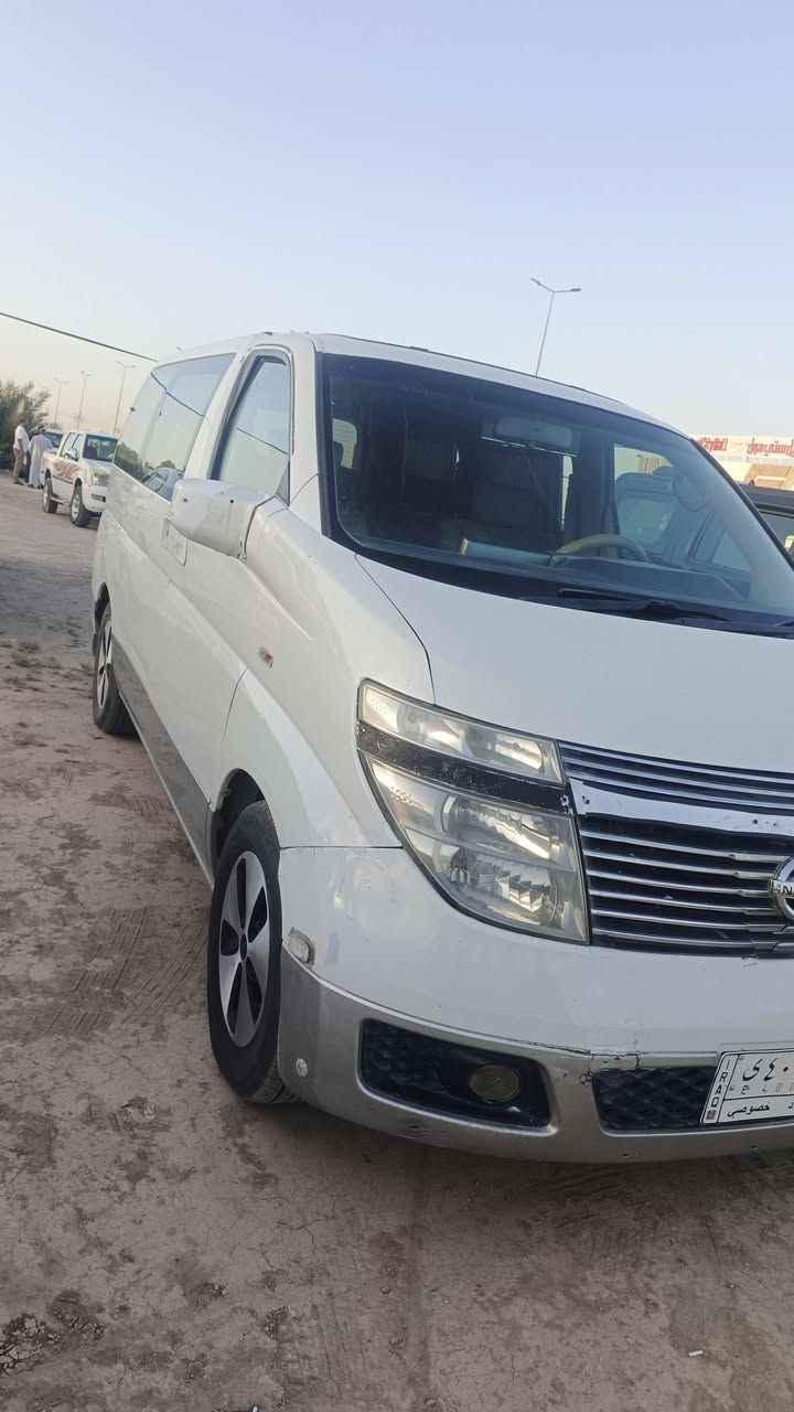 سلام عليكم 
للبيع نيسان كوندر موديل 2003
7 راكب 
رقم بغداد تحويل  ثاني يوم 
شاشتين + فتحتين+  حساسات 
مكينه 6 سلندر سياره جاهزه خير من الله من مكينه و كير وحداديه  
 كير أوتوماتيك  مكاني بابل محاويل قرب سيطره الآثار رقم الهاتف *********** وبي وتساب اتصل وبيك خير وتدلل

