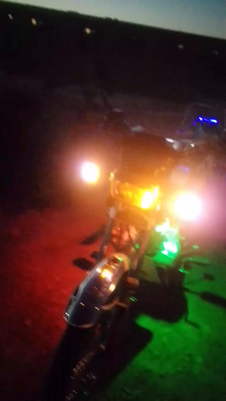 السلام عليكم لبيع دراجه سونك موديل 24اوراق سكنر كامله ما ناغصه شي ما مفتوحه العنوان الناصريه قضاء الصلاح رفم الهاتف‏‪***********‬‏
