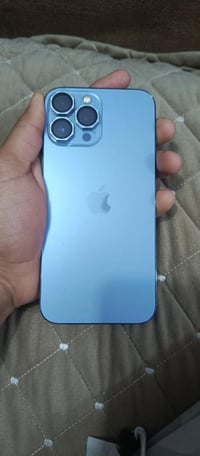 ايفون ١٣ برو ماكس • ٢٥٦ • كسر بالكاميرا