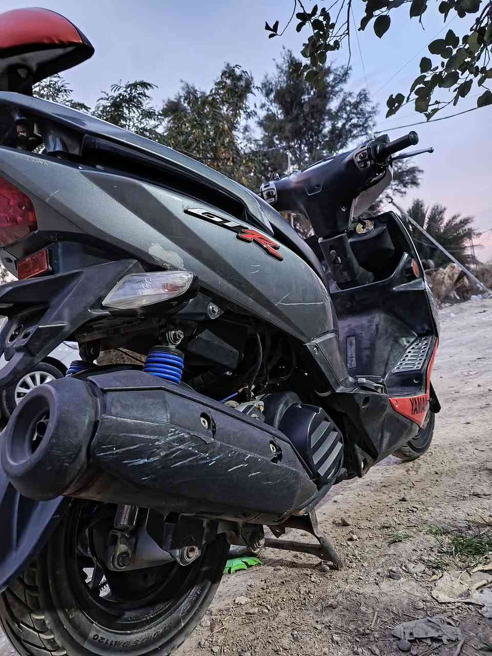 جيتي ار نوزل خطين دراجة نكرة سلف كل نقص ما بيها كفراتها ختم واحد وية السوادات محركها ناعم ما مفتوح كهربائيات كلها شغالة دراجة بنضافت الرمبة مكاني الشعلة السعر 750وبيها مجال***********
