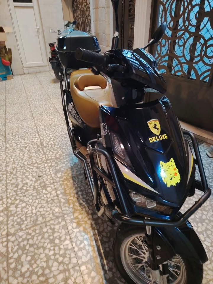 دراجة للبيع شحن سكنس شركة حسن وحسين سرعتها ١٠٠ للتفاصيل اتصل علرقم
***********
