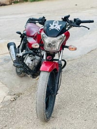 دراجةV15للبيع بمليون ومتين وبيه مجال 07724354341