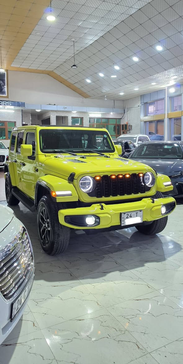 جيب رانكلر 2023 سبورت
لون مميز 💛
دفع رباعي 
بيها قطعتين ونص صبغ

رقم دهوك بأسمي 
رقم وهزة وسنوية جديد 

السعر : 230 وبيها مجال 
مكان السيارة دهوك 
***********
***********
اتصال أو واتساب
