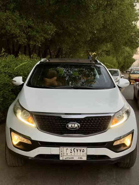 سبورتج 2016 خليجي فول مواصفات ١/١
المواصفات:
-بصمة
-بانورما فتحتين
- اشارات مري 
- مري شفط
-نظام ABS
-نظام مساعد نزول المنحدرات
- تراكشن كونترول TCS
-مثبت سرعة
-تحكمات ستيرن
- تحكم لايتات
-حساس مطر 
-كامرة خلفية بلادية Full HD
- اربع حساسات خلفية مع التحكم بها
-نظام سستم صوت تفاعلي بعدة وضعيات
-مسجل بلوتوث
-مدخل USB/AUX  
-تبريد ( ثلاجة) بالچكمچة 
-نظام قيادة eco drive
-التحكم بالتبريد طابقين منفصل 
-كشنات جلد لونين
-بردة للصندوق

السيارة كفالة عامة ماعدا الي موضح بالصور وبدون اي تعديل على حطته 

السعر 180 وبي مجال 
للاستفسار: ***********
