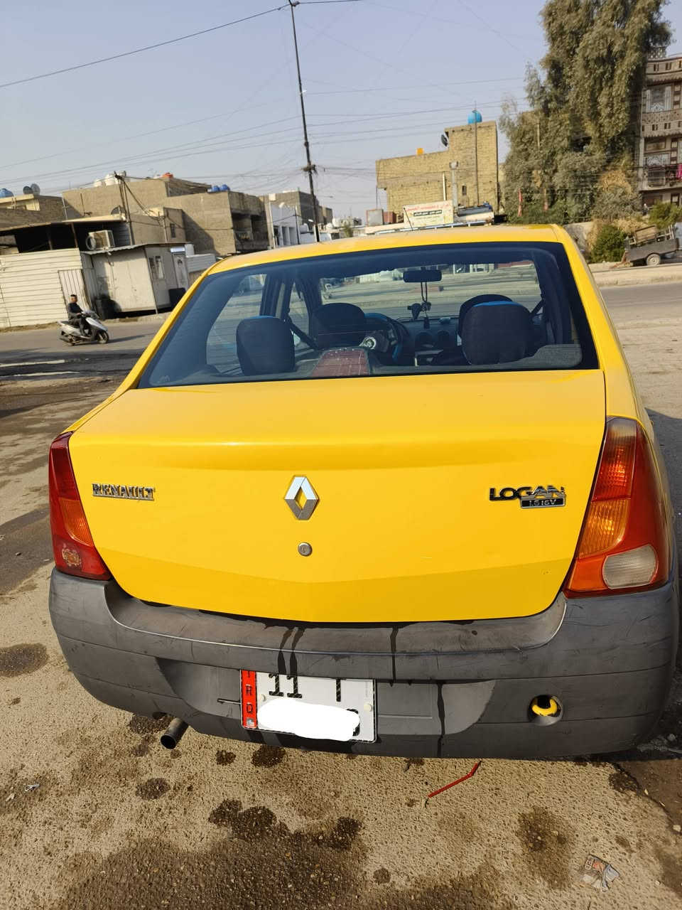 السلام عليكم 
رينو لوكان 2017 
رقم بغداد باسمي تحويل ثاني يوم
اوتماتيك بلاد منضومة غاز جديدة شادلهة 60 لتر  تبريد خير من الله بيهة جاملغ امامي الايمن مضروب فقط السعر  $ 65
مكاني بغداد البلديات 
***********
