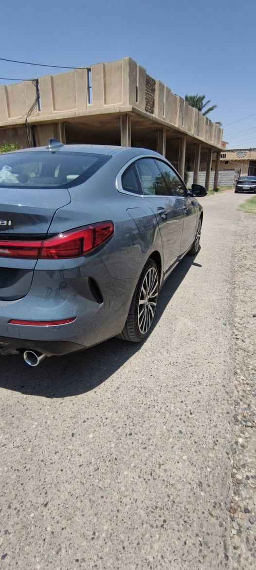 سلام عليكم
BMW 228I 2024
المحرك والأداء
المحرك: 2.0 لتر تيربو، 4 سلندر (B46).
القوة: 228 حصان.
العزم: 350 نيوتن.م (258 lb-ft).
ناقل الحركة: أوتوماتيك 8 سرعات Steptronic.
التجهيزات
شاشة عدادات رقمية 10.3 إنج.
شاشة وسطية 8.8 إنج.
Apple CarPlay وAndroid Auto لاسلكي.
نظام ملاحة.
تشغيل بالبصمة (زر تشغيل).
كاميرا خلفية مع حساسات.
إضاءة LED أمامية وخلفية.
تحكم ثنائي بالمناخ.
مثبت سرعة.
شحن لاسلكي . �
Cars.com +1
أنظمة الأمان
فرامل ABS وESP.
التحذير من الاصطدام الأمامي مع الكبح التلقائي.
التحذير من مغادرة المسار.
مراقبة النقطة العمياء (حسب الفئة).
6–8 وسائد هوائية أو أكثر
لتفاصيل اكثر و معرفة السعر 
هاتف ***********
