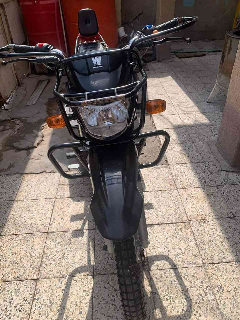 دراجه نوع هاوجي موديل 23 تاريخ الشراء سنة 23 شهر11رقم وسنويه تحويل للمشتري ثاني يوم محرك 150 دراجه نضيفه مامتعوبه ابد مجرد استخدام شخصي المحرك مامفتوح بي ولا برغي للبيع سعرها    1,000,700مليون و700  وبيها مجال قليل للتواصل ***********
