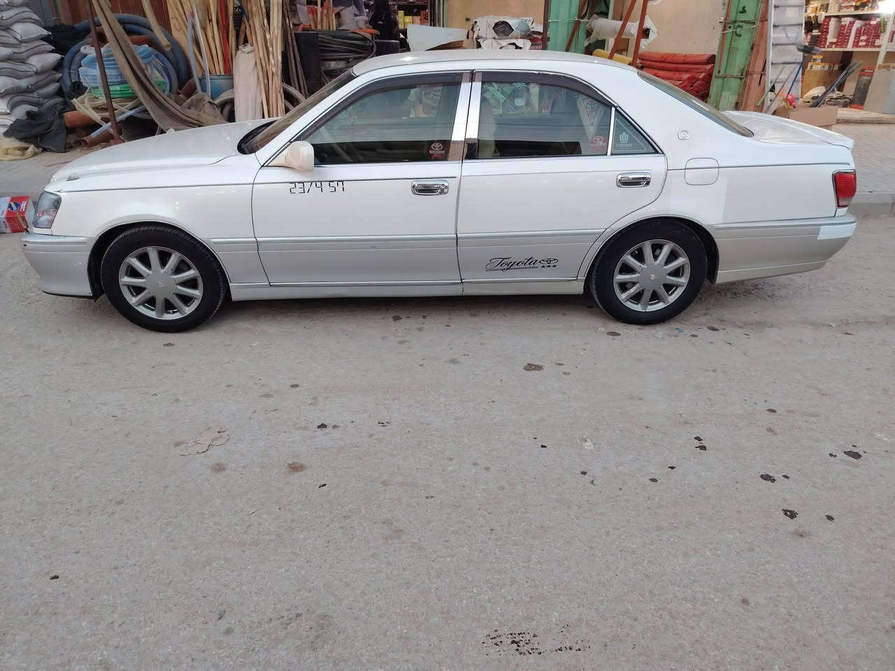 السلام عليكم  ملكه موديل 2001  اربع دكم ديفور الجبير كير مكينه جديد حاويه حداديه جديده تبريد تدفئه كله شغال تحوير نجف دشبول إماراتي تخم تاير. سنوية لل 27 بسمي شرط المداور ثاني يوم مكفوله كفاله عامه لا كص ولا نقل ولا صبغ  مكاني سماوه السعر 155 بيهه مجال *********** اتصل وتدلل
