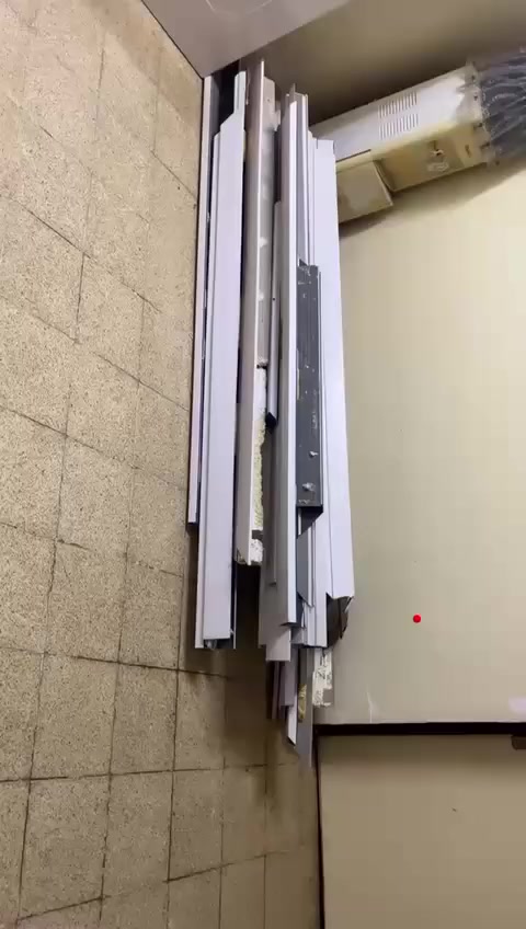 سلام عليكم أبواب تركيا 
البواب مشدود ومفتوح فقط بعدهن مامستعملات  البواب بعدهن جدد وياهم الملابن 
العدد 6 أبواب
السعر الواحد 110
رقم الهاتف  *********** وبي واتساب
