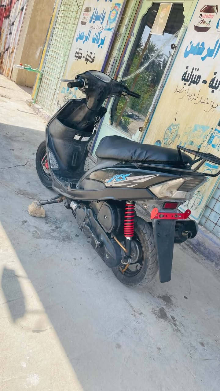 السلام عليكم دراجه ماكس بوشه 49بلاديه كلشي شغال بيه سلف هندر جاهزه اشاير لايت ختم واحد دراجة جاهزه مكاني الرميثه السعر 430 وبيه مجال ***********
