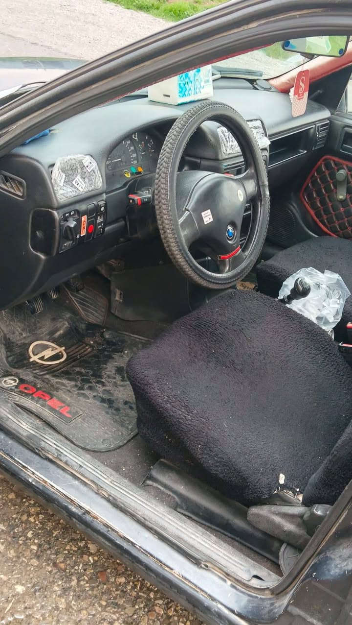 اوبل فكتره للبيع محرك حجم 16 نكره سلف مابيها اي نقوصات سعر 25 وبيها مجال


**إذا كنت صاحب هذا الإعلان وتريد حذفه لأي سبب، رجاءا أرسل رسالة إلى الدعم الفني**