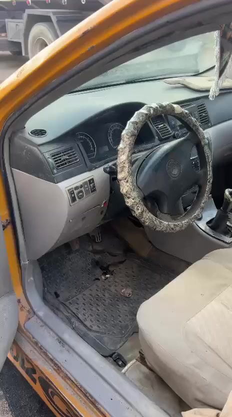 جيلي موبل موديل 12 السياره ما ندل راعيى
المكينه شغاله لكير بس لبك ما يجي 
السعر 10


**إذا كنت صاحب هذا الإعلان وتريد حذفه لأي سبب، رجاءا أرسل رسالة إلى الدعم الفني**