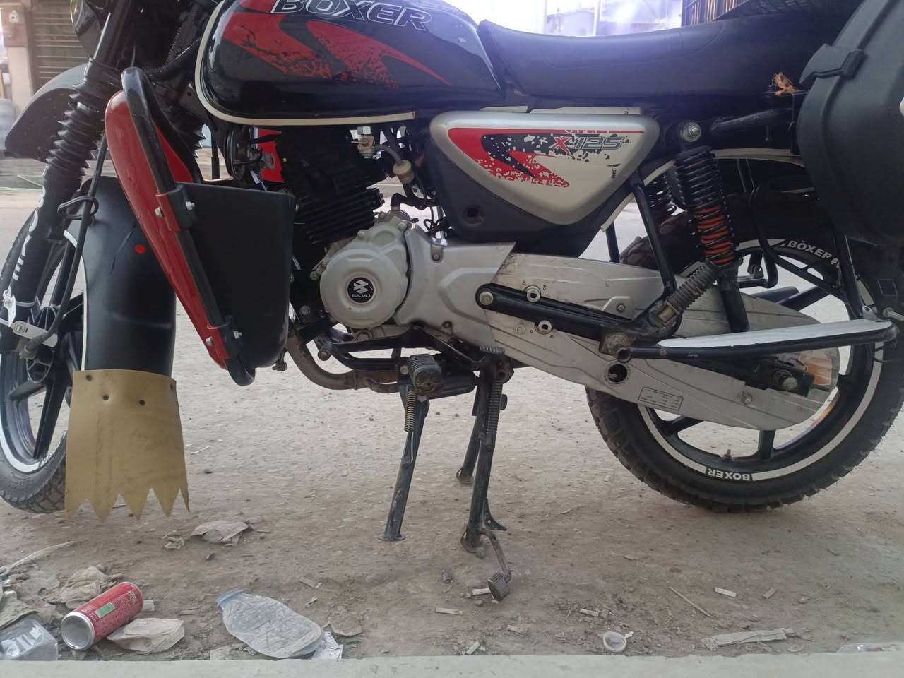 سلام عليكم بوكسرمرقم سنويه عنواني بغداد شهداء العبيدي سعر مليونين ونص ***********
