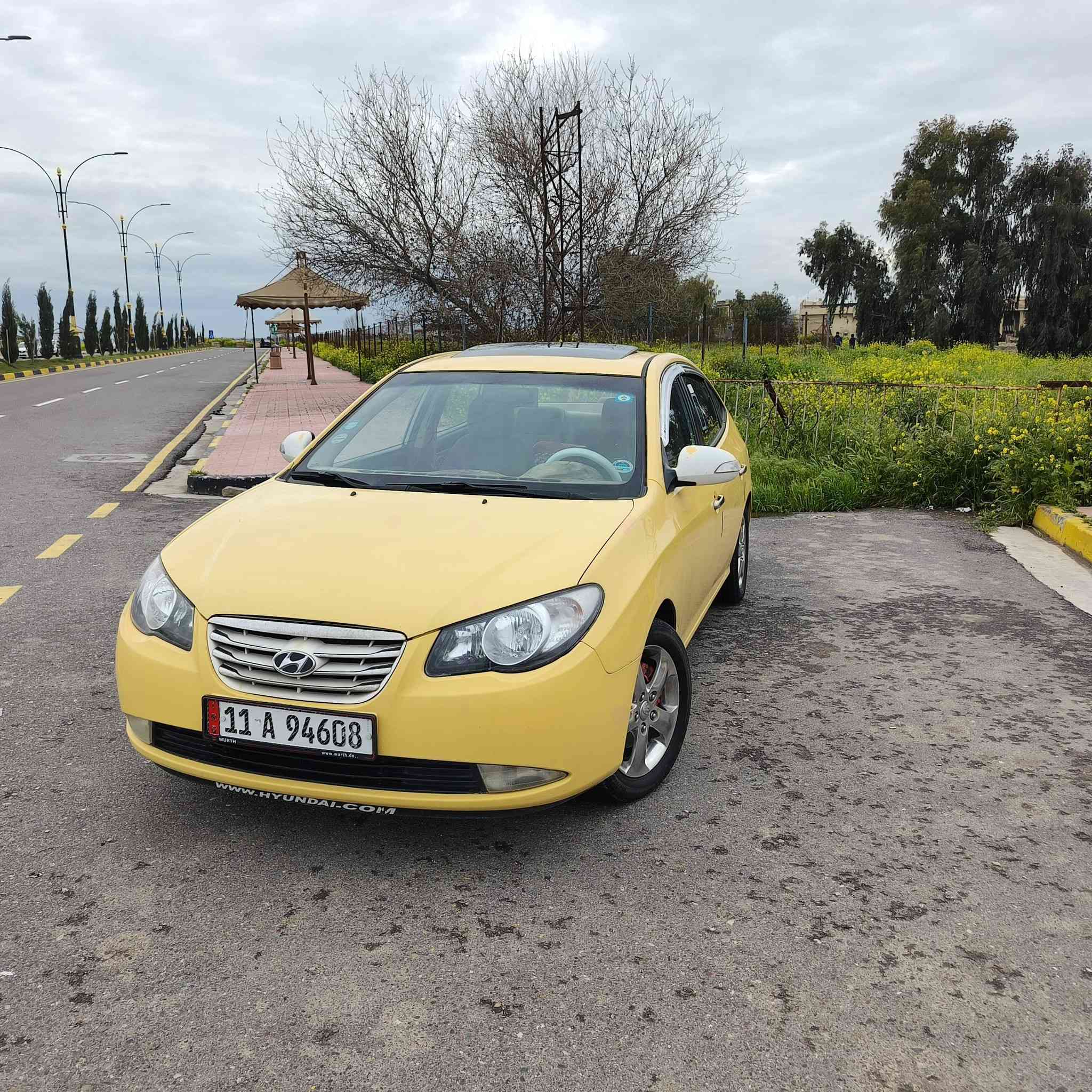 للبيع
‏سيارة هيونداي إلنترا كوري تكسي لون أصفر موديل 2011، بحالة ممتازة خالية من الضرر.

🔹 فول بدون بصمة

‏🔹 رقم: بغداد انگليزي

‏🔹 مصفرة هيئة وغرامات

‏🔹 شرط التحويل _ بالموصل 

‏🔹 محرك 1600 (1.6) شرط لا صرف ولا نفخ 

‏🔹 السيارة نظيفة وجاهزة للاستخدام

‏🔹 كابون بانزين وياها

‏🔹 فتحة سقف 

🔹 تحكمات ستيرن جهتين

‏🔹 ويل كروم 

🔹 تبديل چاملغ اليمين بأصلي 

بدون داخل وشرط

‏ السعر: 120 وقابل للتفاوض للطيبين

‏السيارة ما تحتاج أي صرف، استخدام يومي مريح واقتصادي

‏📲 للأستفسار أو التواصل اتصال على الأرقام التالية:

‏*********** _ بي واتساب

‏***********
