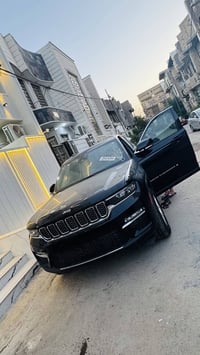 كراند شيروكي • ٢٠٢٣ • ١٤٠٠٠